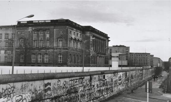 Berlin Wall gefotografeerd door John Zukowsky